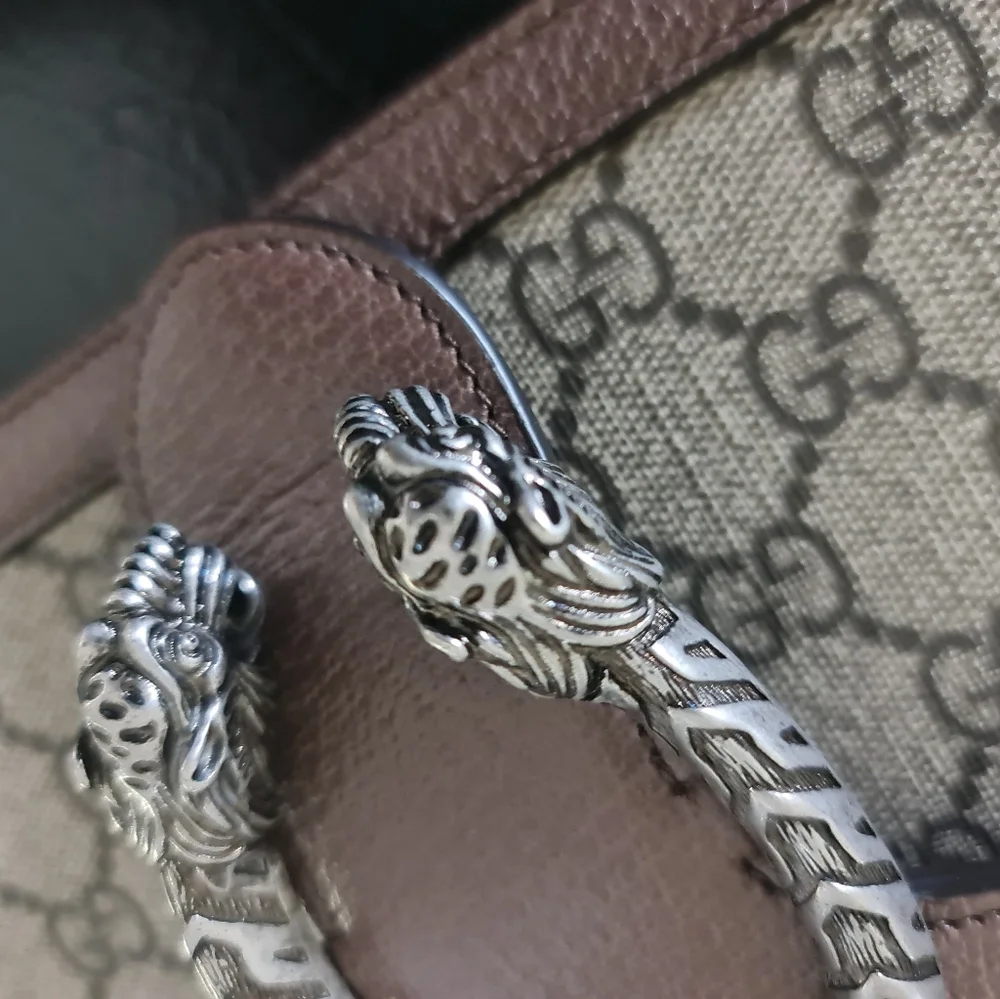 Gucci GG Supreme Dionysus Clutch, Brown Monogram - As New Condition RRP $1899 - Picture 11 of 12